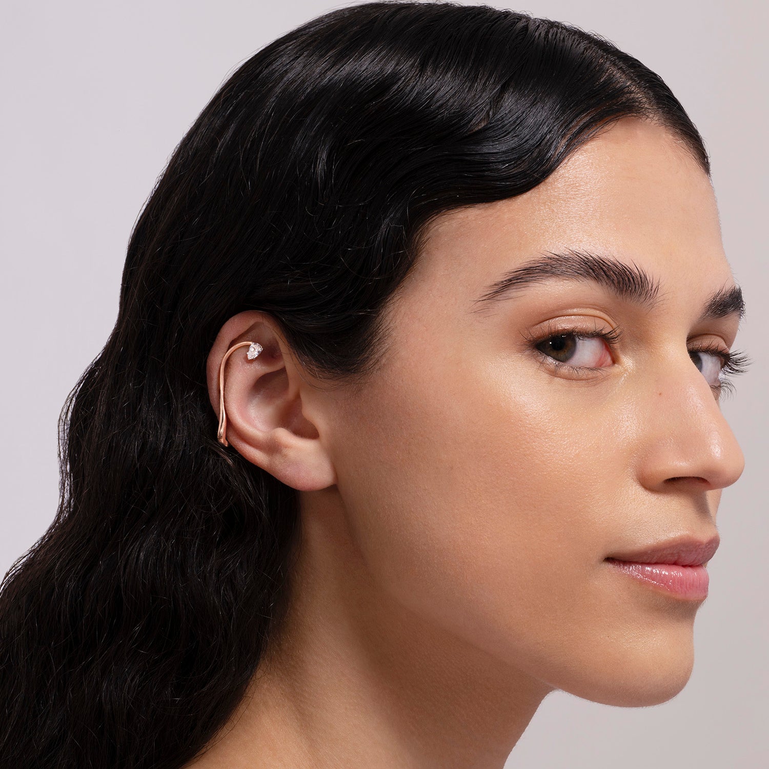 Astral ear jewel in 18k gold with diamonds - Fine jewelry by MARIE MAS