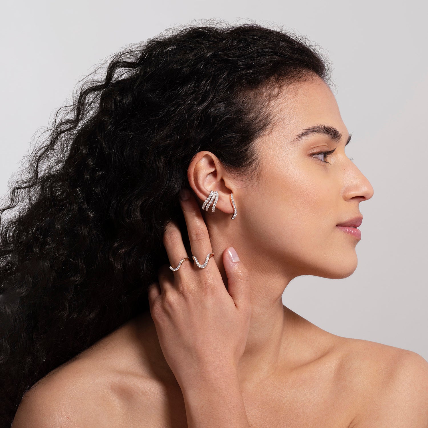 Pair of Ray earrings in 18k rose gold with diamonds - Fine jewelry by MARIE MAS