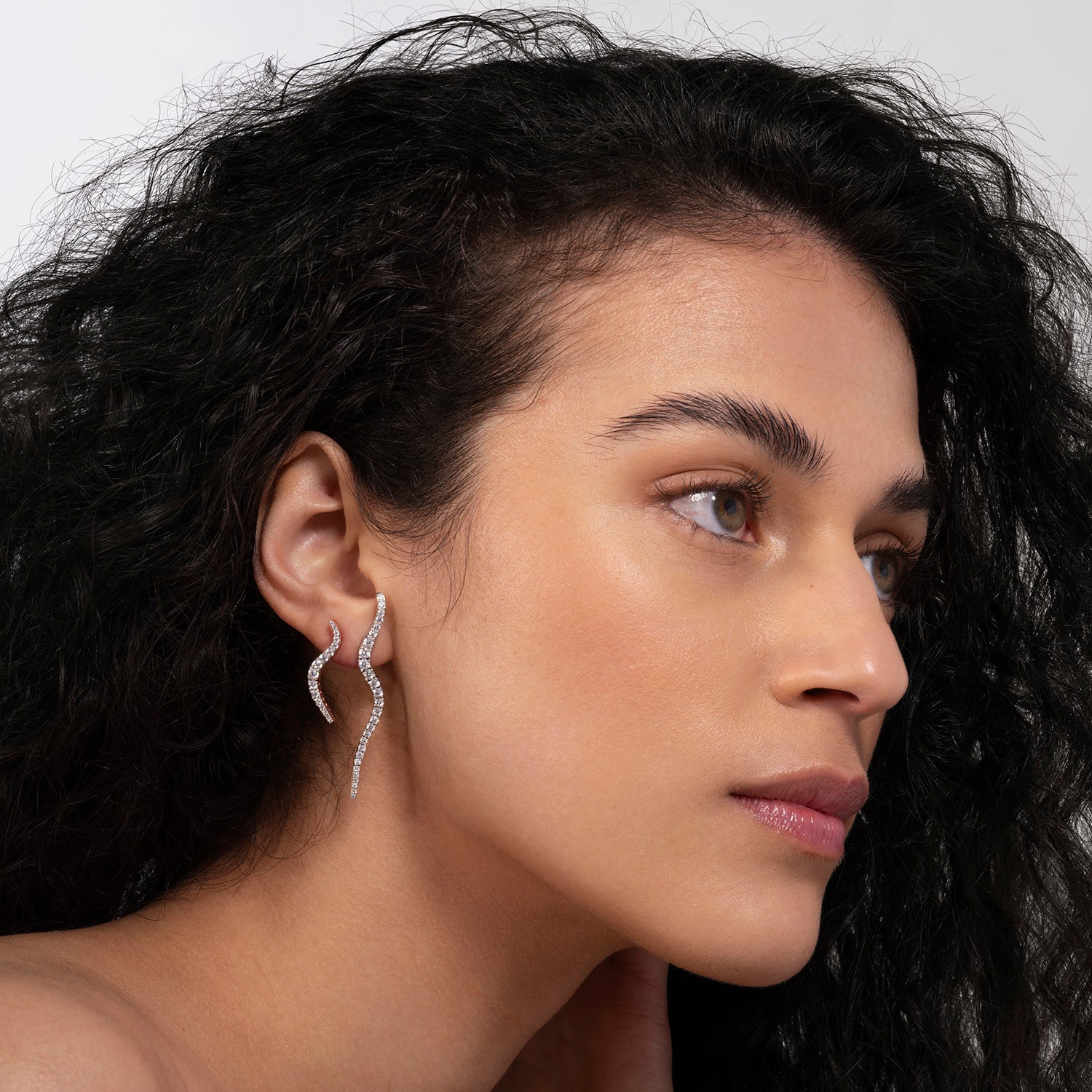 Pair of Twinkle earrings in 18k white gold with diamonds - Fine jewelry by MARIE MAS
