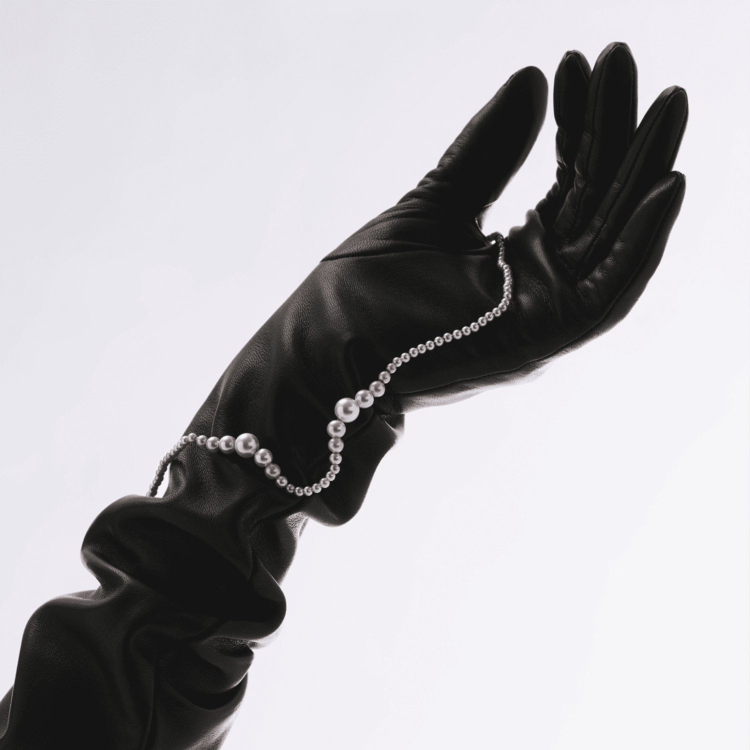 Radiant Choker | Pearls