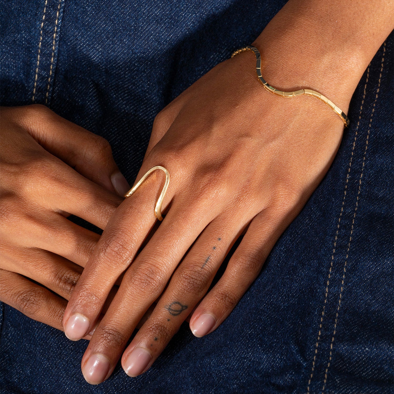 Radiant Ring | Full yellow gold
