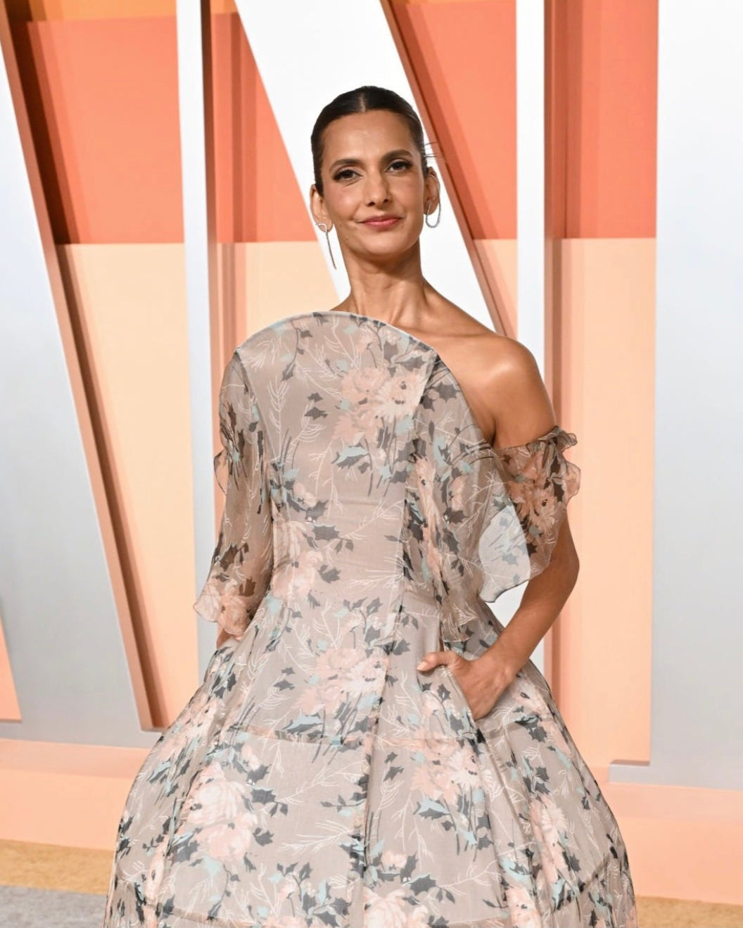 MARIE_MAS_-_Poorna_Jaganathan_-_Vanity_Fair_Oscar_Party_-_8_c5ccdebb-c25f-4f82-8466-154ddd6b6416