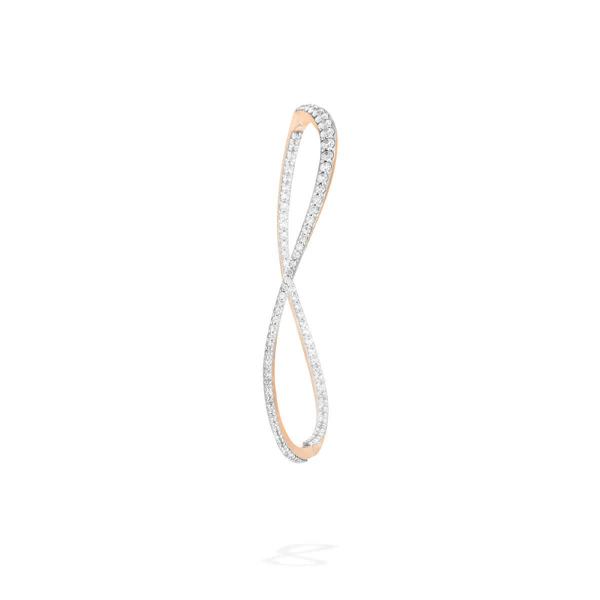 The transformable jewel : a bangle-hoop earring presented as an earring here fom face. This piece is crafted in 18k rose gold and set with natural diamonds.
