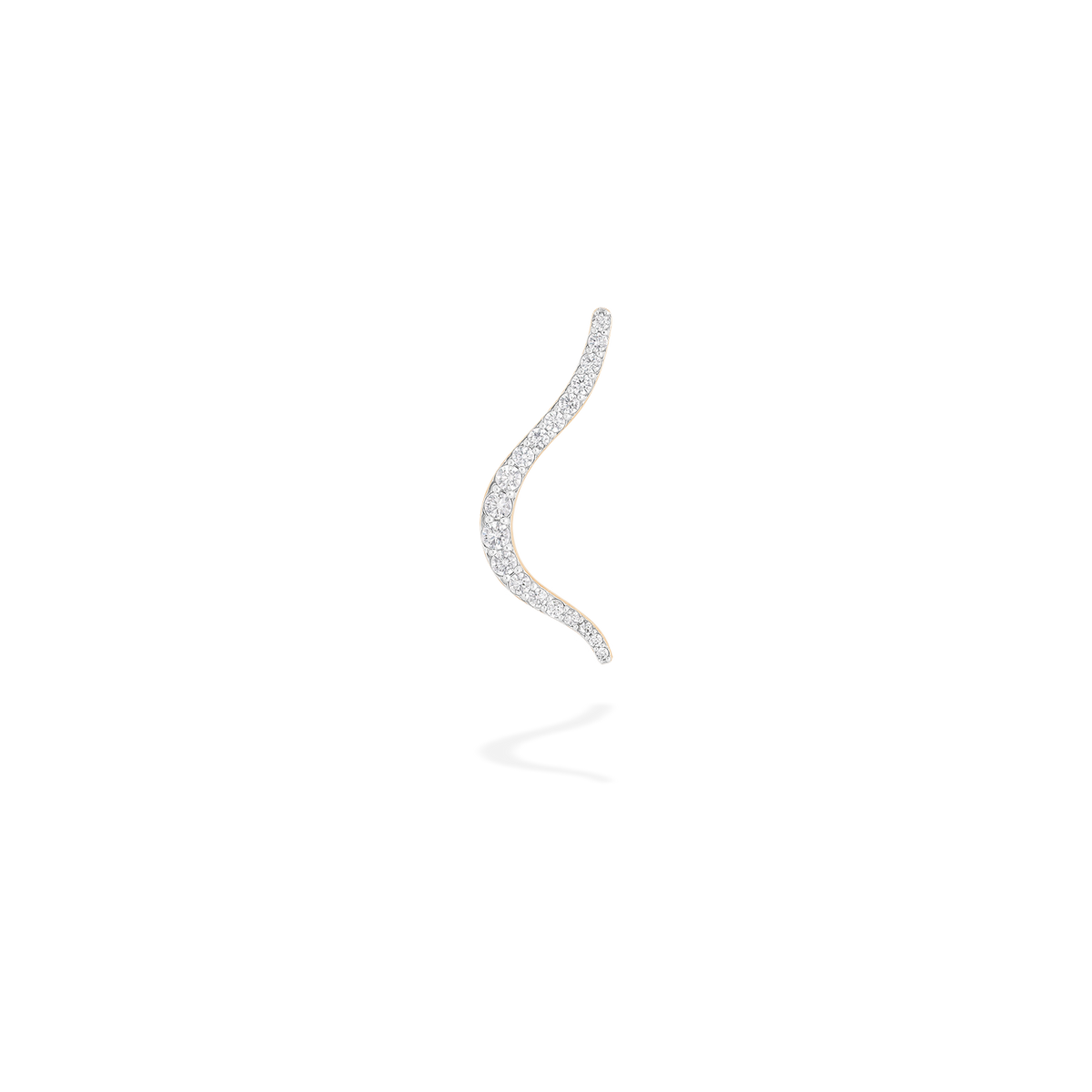 A transformable jewel brooch-earring featuring an ingenious mechanism that allows the posts to retract or extend, ensuring a secure and comfortable wear whether styled on the ear or as a brooch. This fine jewelry piece is crafted in 18k gold and set with natural diamonds. Its curves evoke caustic light, where water and light meet.