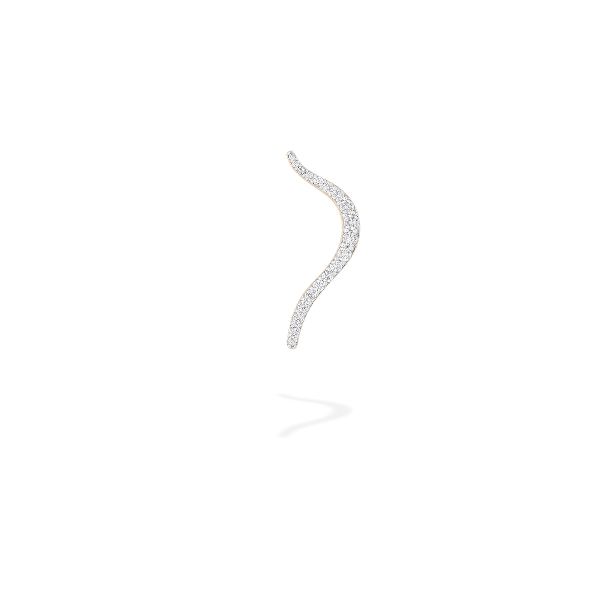 A transformable jewel brooch-earring featuring an ingenious mechanism that allows the posts to retract or extend, ensuring a secure and comfortable wear whether styled on the ear or as a brooch. This fine jewelry piece is crafted in 18k gold and set with natural diamonds. Its curves evoke caustic light, where water and light meet.