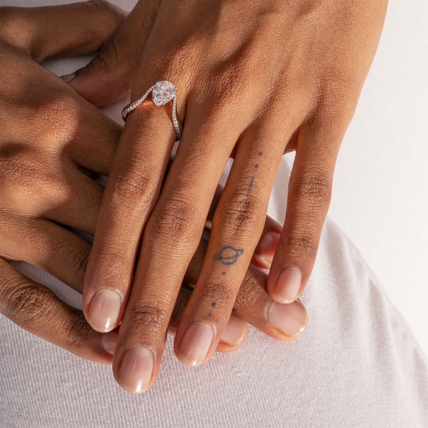 Aura Ring | Half pavé Diamonds & Pear Diamond