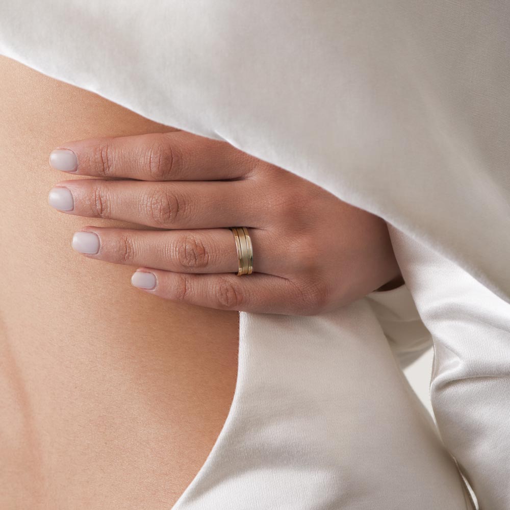 We Ring | Yellow Gold Matt