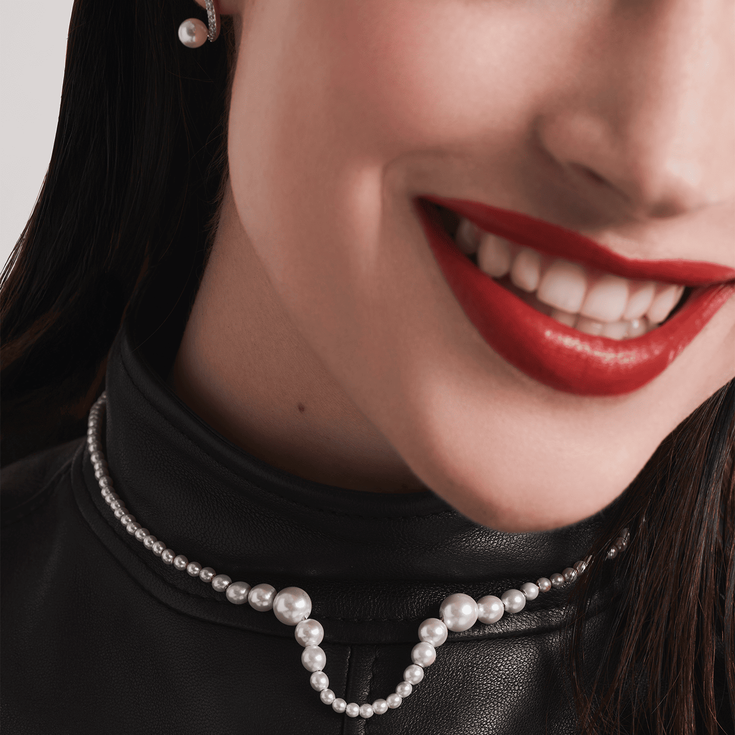 Radiant Choker | Pearls