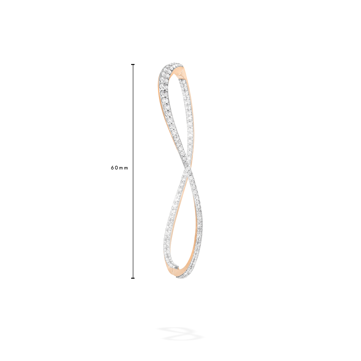 The transformable jewel : a bangle-hoop earring presented as an earring here fom face. This piece is crafted in 18k rose gold and set with natural diamonds, with measure.