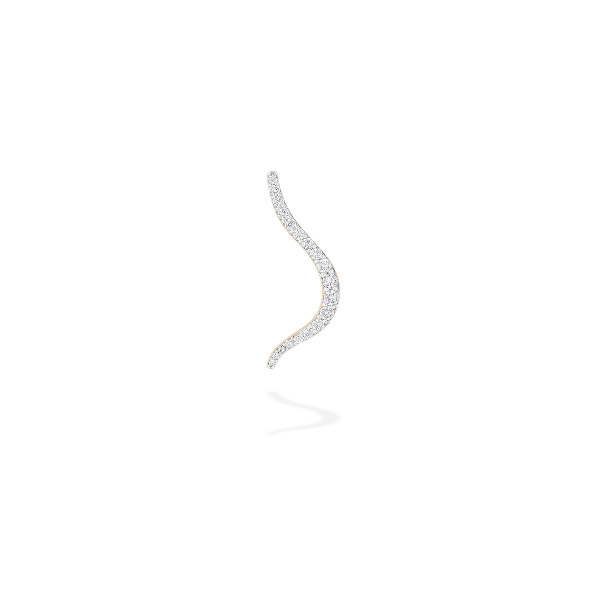 A transformable jewel brooch-earring featuring an ingenious mechanism that allows the posts to retract or extend, ensuring a secure and comfortable wear whether styled on the ear or as a brooch. This fine jewelry piece is crafted in 18k gold and set with natural diamonds. Its curves evoke caustic light, where water and light meet.