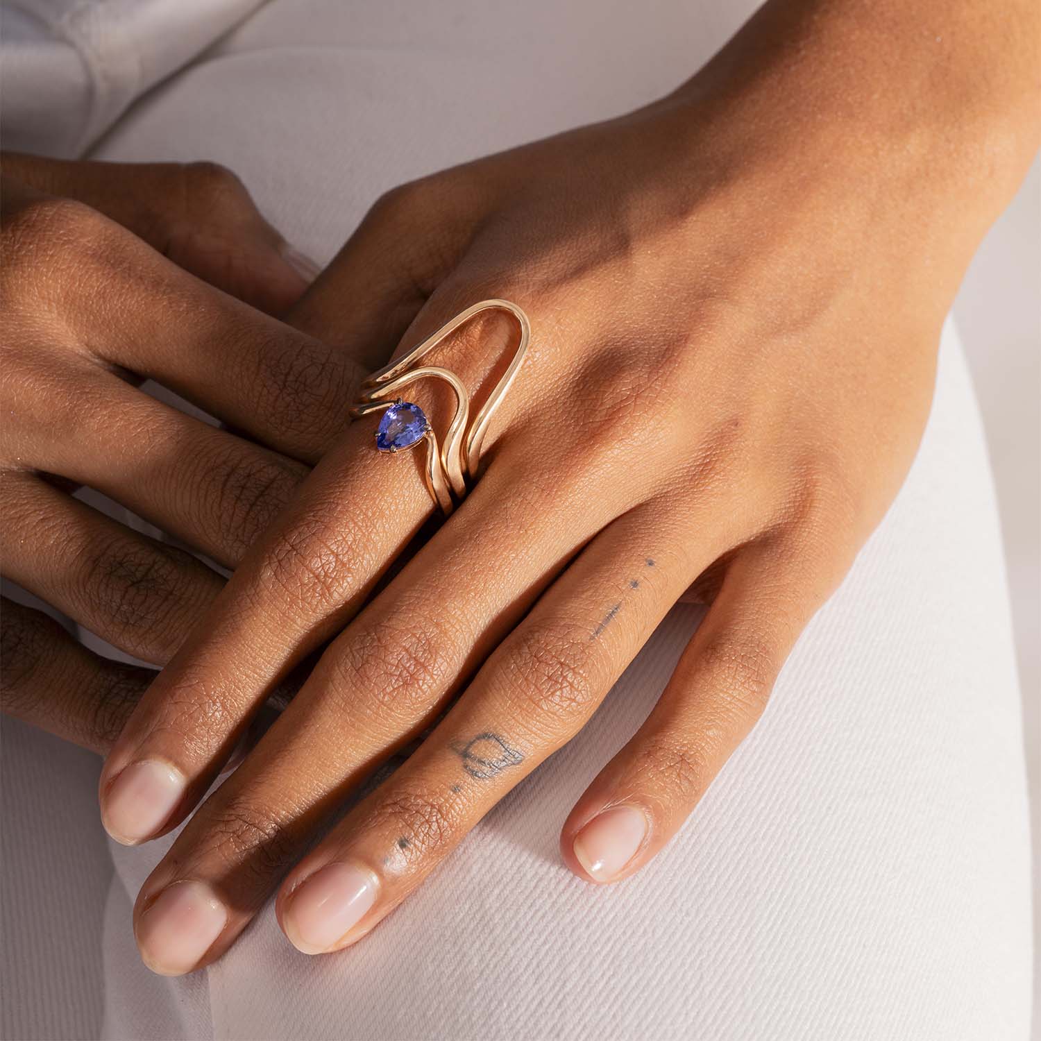 Halo Ring | rose gold & pear Tanzanite