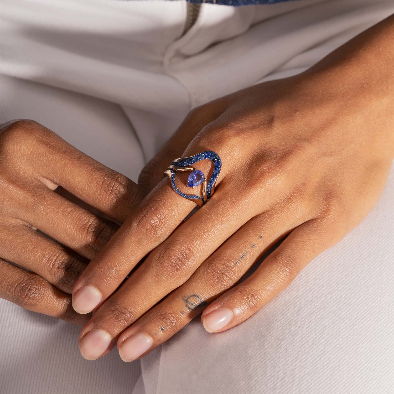 Halo Ring |  | Half pavé, rose gold & sapphires