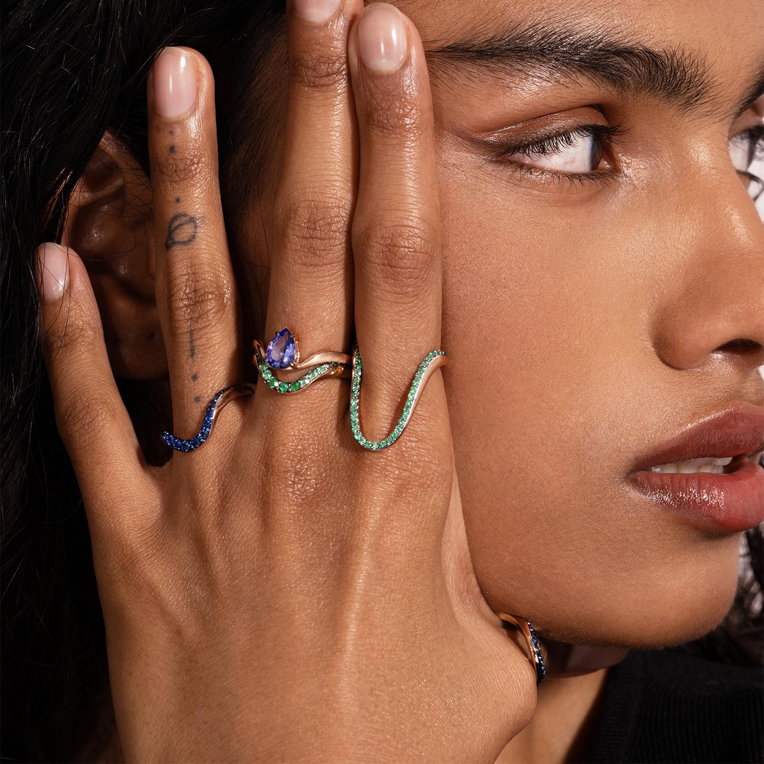 Grand Halo Ring | half pavé | rose gold & emeralds